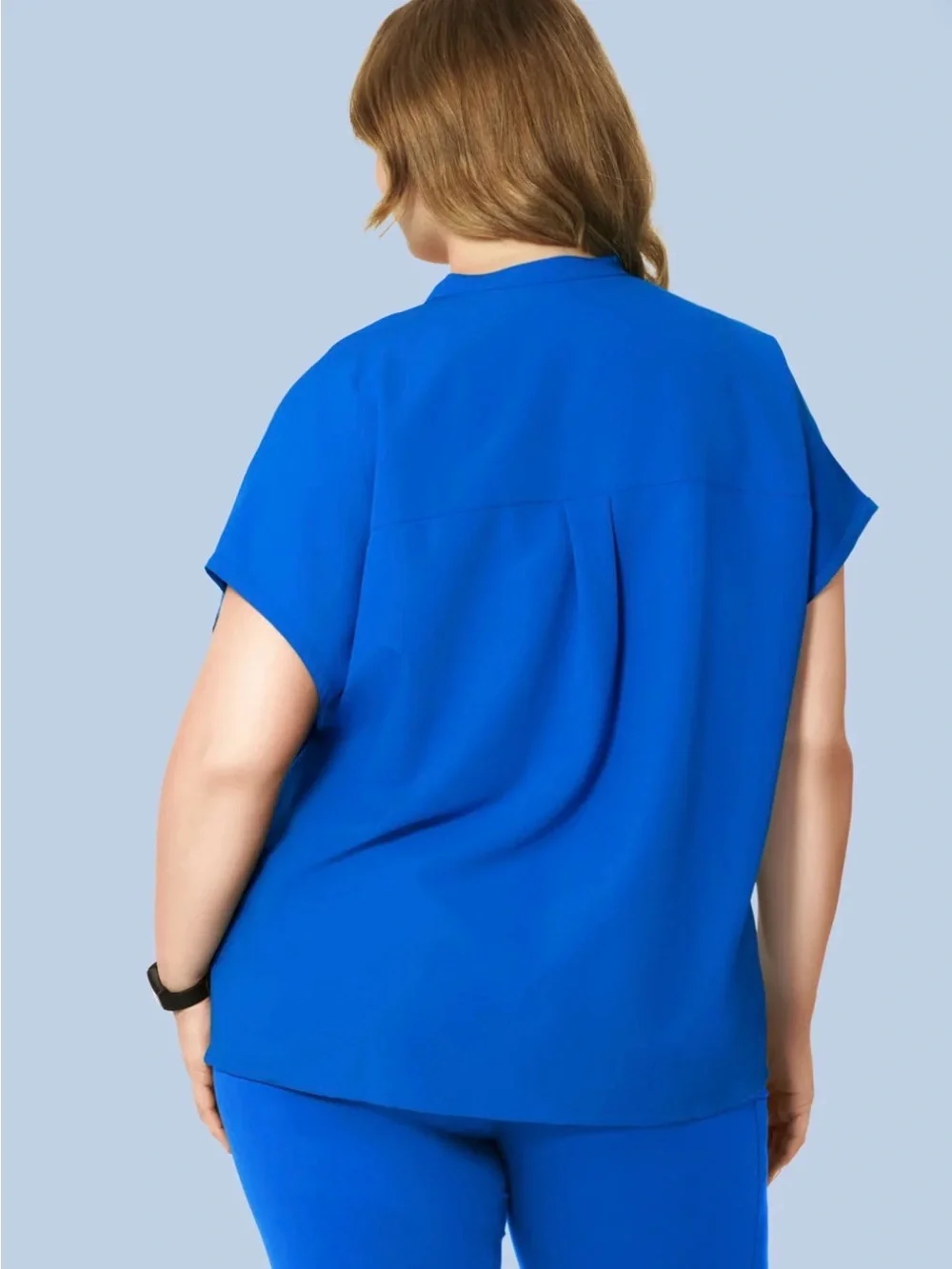 Mandala Scrub Top Royal Blue V-Neck Oversized Style Short Sleeve Top Size Large - Picture 9 of 9
